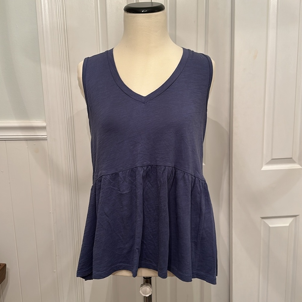NWOT LOFT Peplum Tank